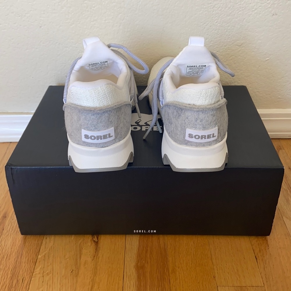 Sorel Kinetic Lace Sneakers - Picture 2 of 3